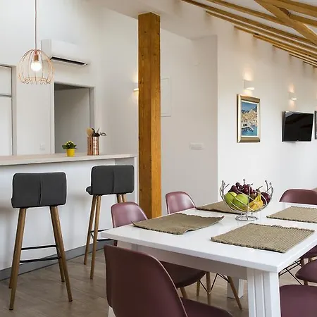 Flowers Luxury Appartement *