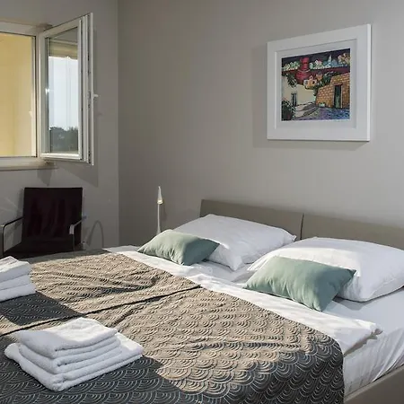 Flowers Luxury * דוברובניק