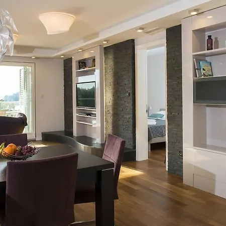 Flowers Luxury Appartement *